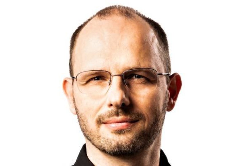 GitHub announces agent mode and MCP support rolling out to all VS Code ...