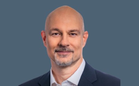 Lenovo Redefines Enterprise AI with Agentic Intelligence, Slashes AI Inferencing Costs Significantly