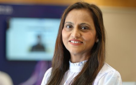Teaching Employees to Prompt AI to Manage AI