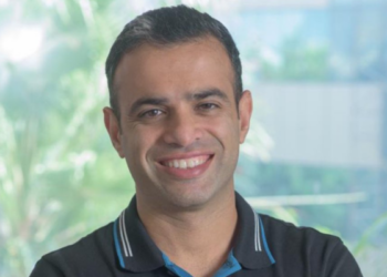 Divesh Agarwal, Founder and CEO, Aumni Techworks