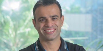 Divesh Agarwal, Founder and CEO, Aumni Techworks